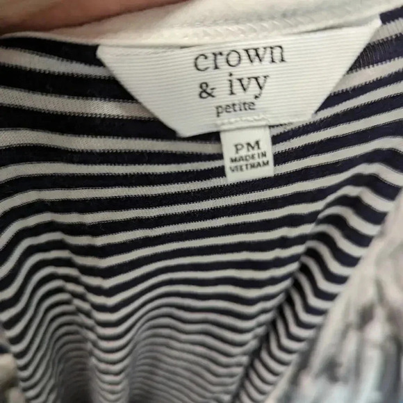 Crown & Ivy Striped Cold Shoulder Tee Shirt - PM - Picture 2 of 4